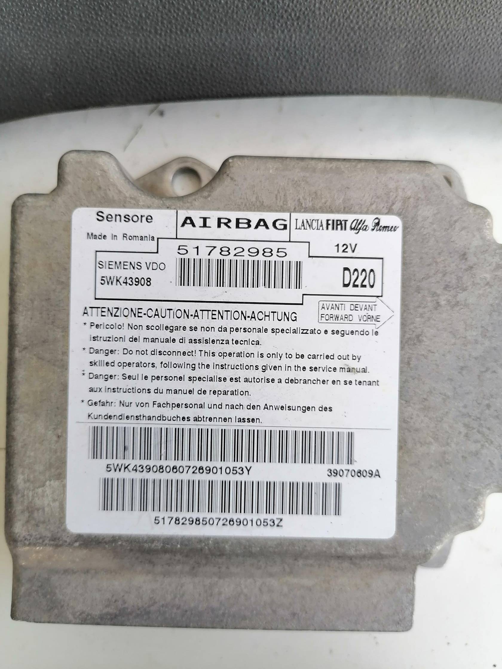 Dispositivo airbag lato guida